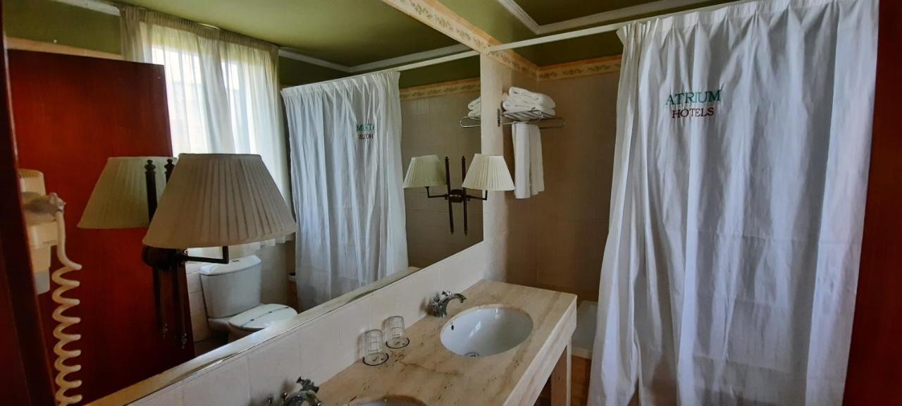 Sant Jordi Hotel Montbrió del Camp Екстериор снимка