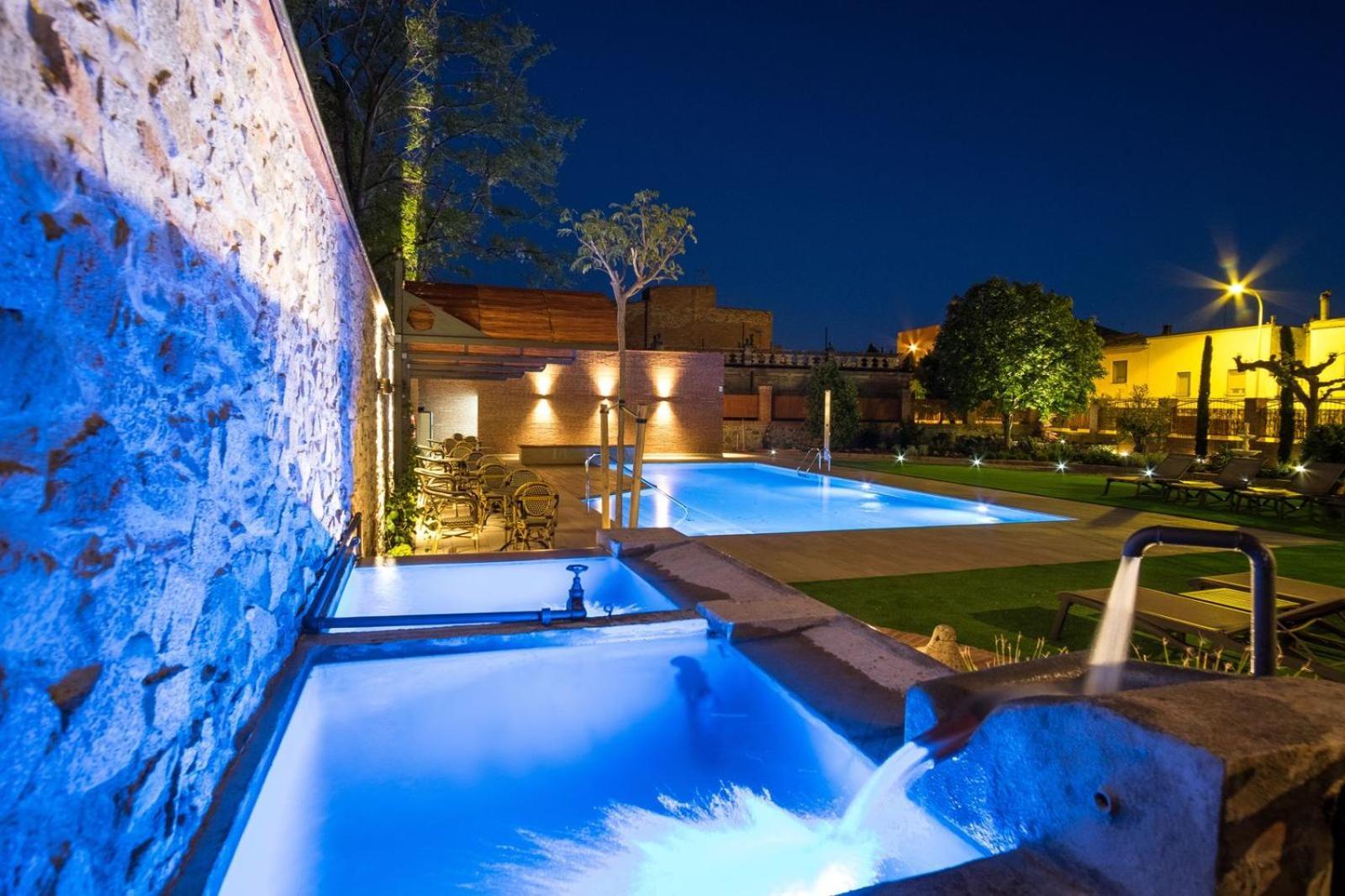 Sant Jordi Hotel Montbrió del Camp Екстериор снимка