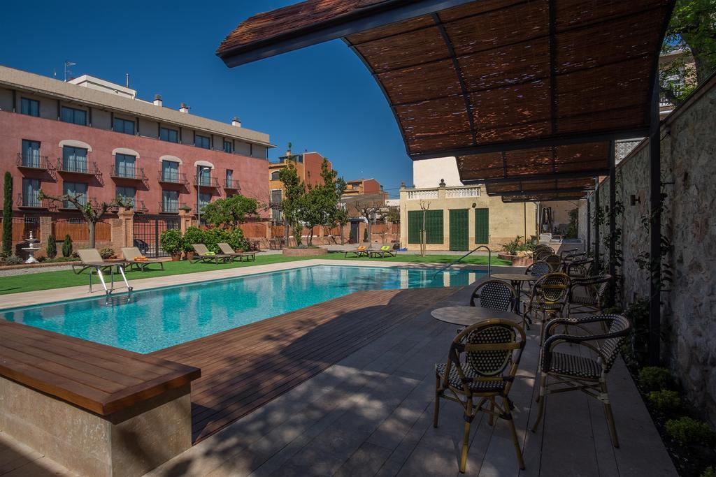 Sant Jordi Hotel Montbrió del Camp Екстериор снимка