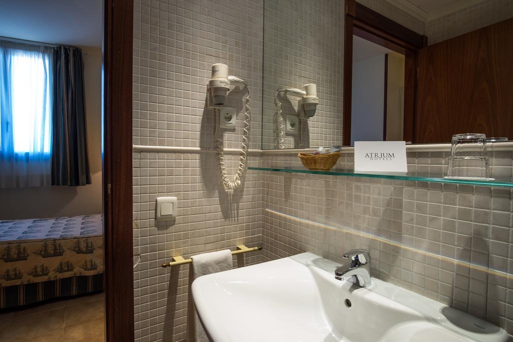 Sant Jordi Hotel Montbrió del Camp Екстериор снимка