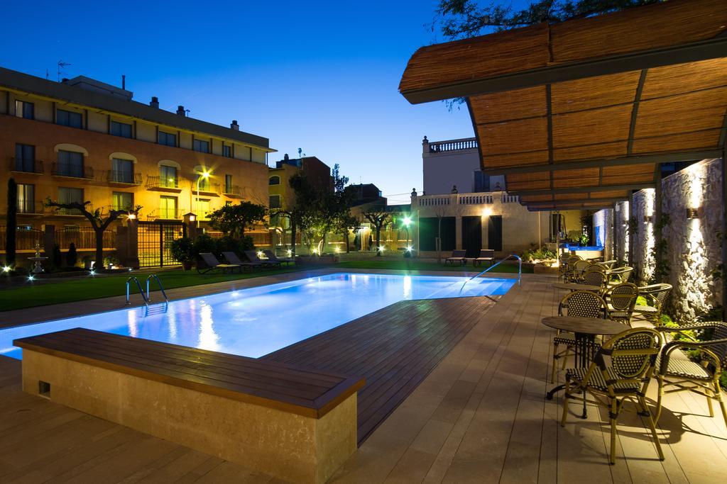 Sant Jordi Hotel Montbrió del Camp Екстериор снимка