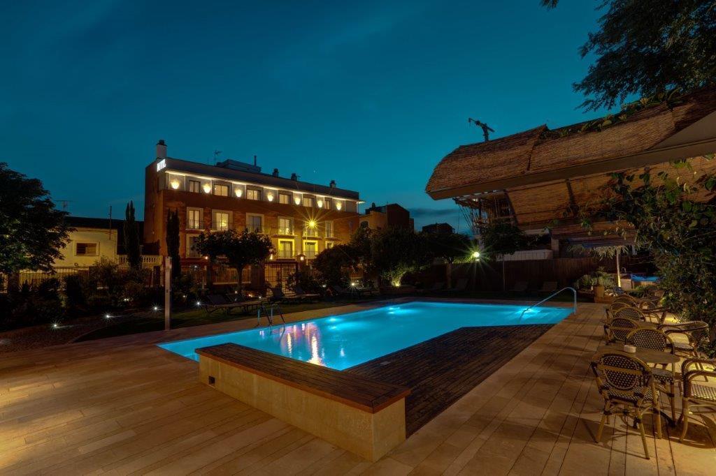 Sant Jordi Hotel Montbrió del Camp Екстериор снимка